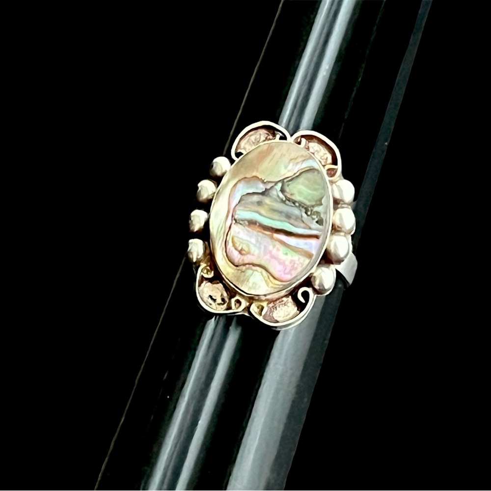 Vintage Taxco Mexico sterling silver and abalone ring